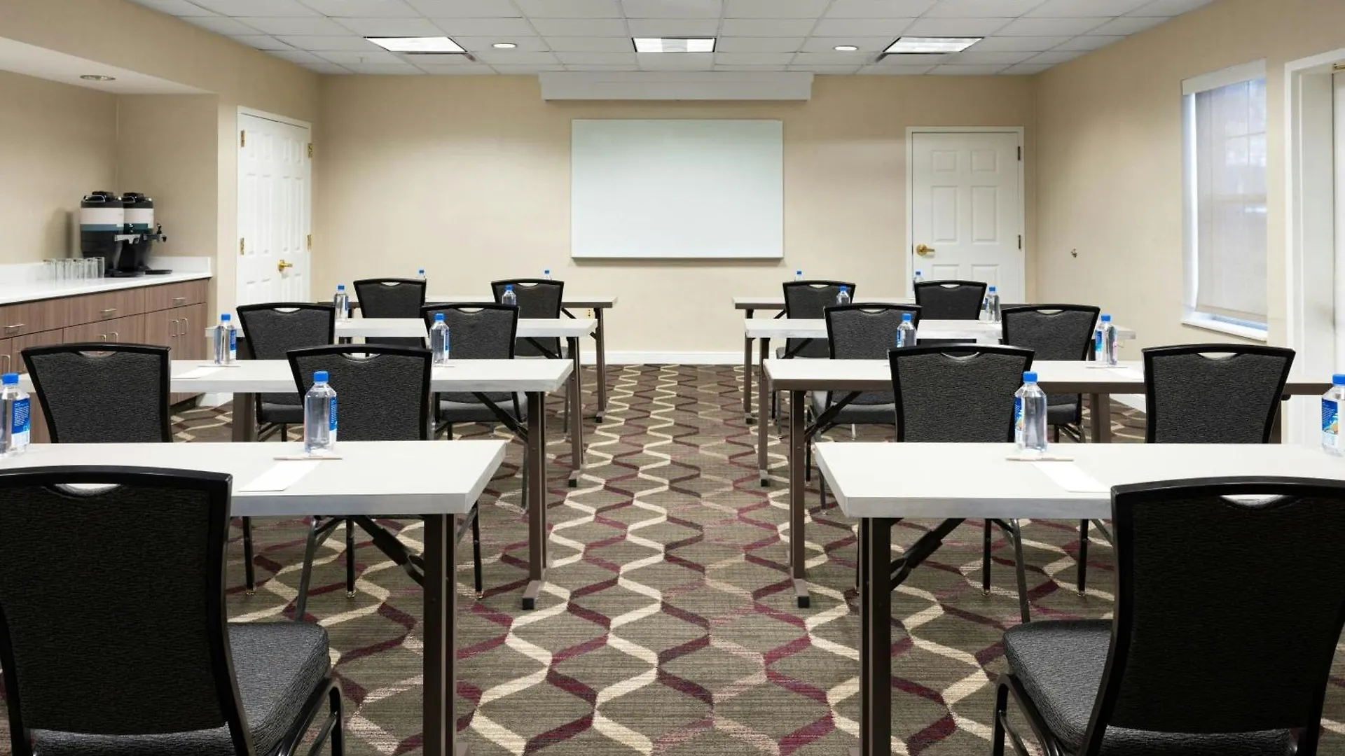 Residence Inn Tampa Westshore Airport 4*,