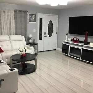 Mary's Luxury House Tampa